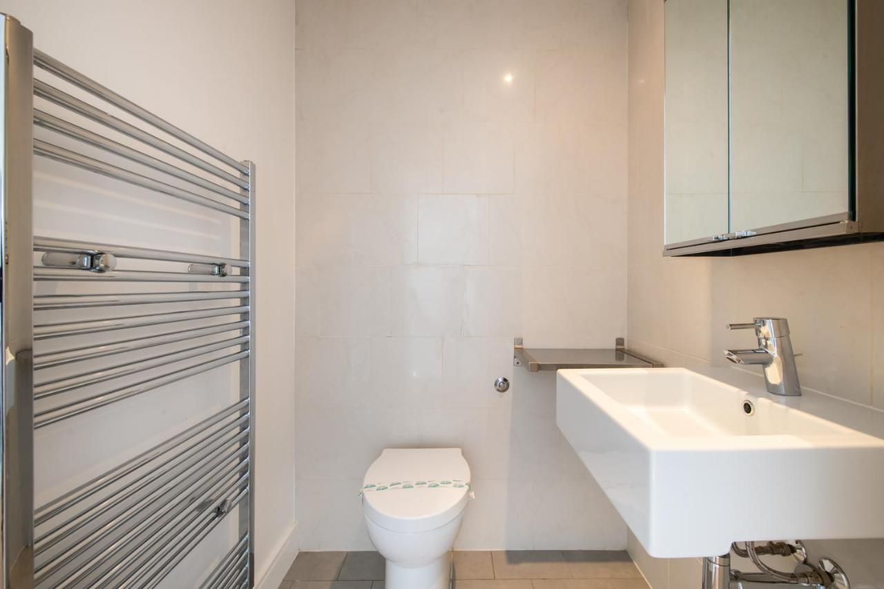 ロンドン2 Bed Flat In Clapham Commonアパートメント エクステリア 写真