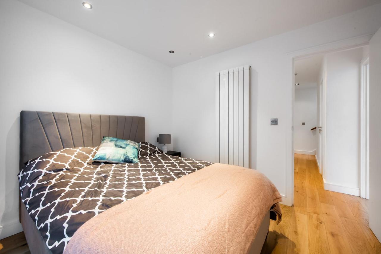 ロンドン2 Bed Flat In Clapham Commonアパートメント エクステリア 写真